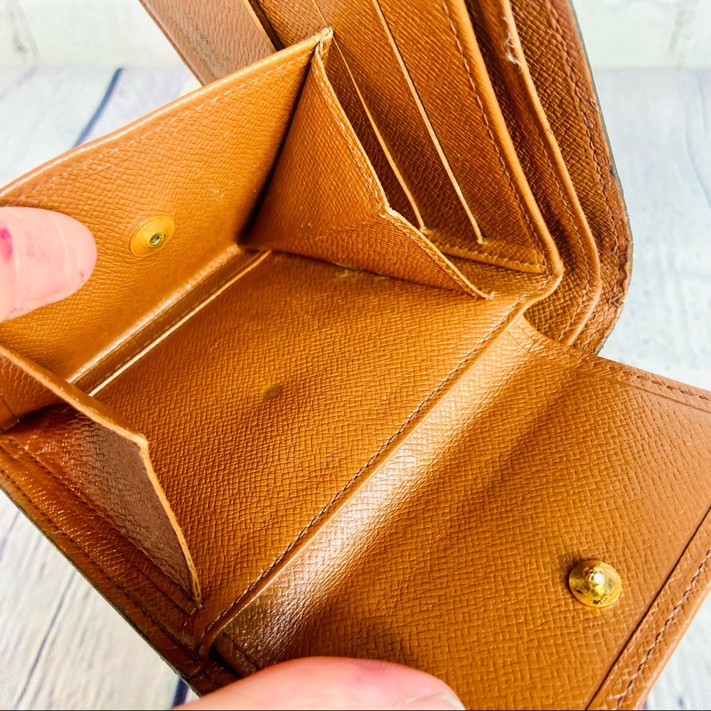 Louis Vuitton Marco bifold wallet with dust bag - Picture 9 of 12